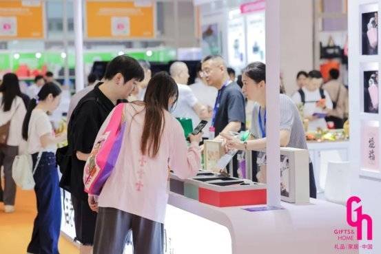 居展10月登场 年底采购季一站式满足pg电子第33届励展华博深圳礼品家(图6)